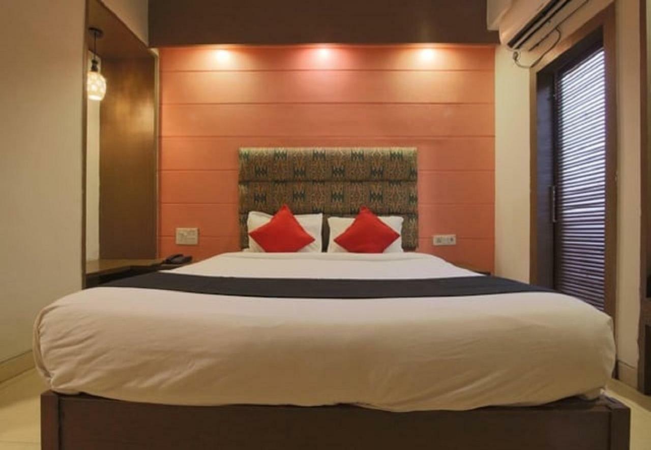 Standard Double Room,893685421:JPEG